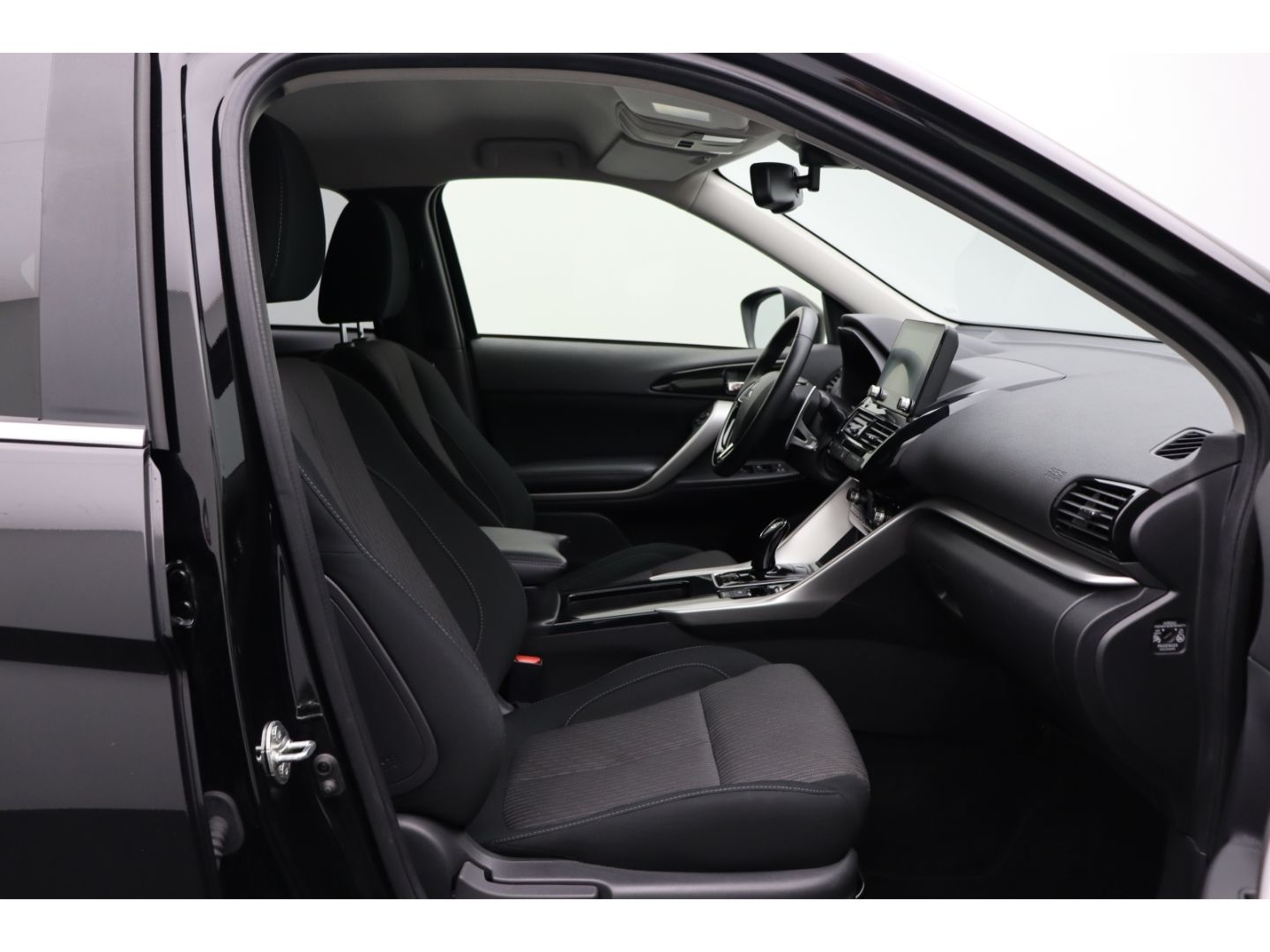 Fahrzeugabbildung Mitsubishi Eclipse Cross Basis Hybrid 4WD SHZ Rückfahrkam