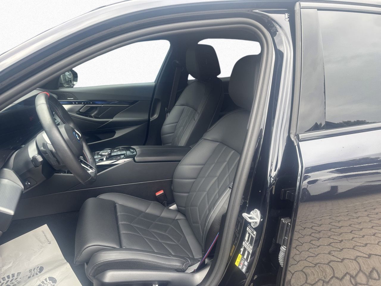 BMW i5 - Bild 12