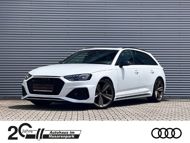 Audi RS4 Avant 2.9 TFSI quattro++VOLLAUS.+PANO+MATRIX