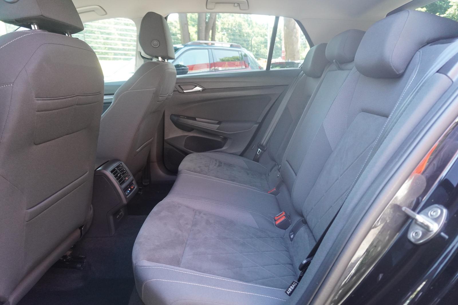 Volkswagen Golf VIII 1.5 TSI LED Navi Kamera Standheizung, миниатюра 13