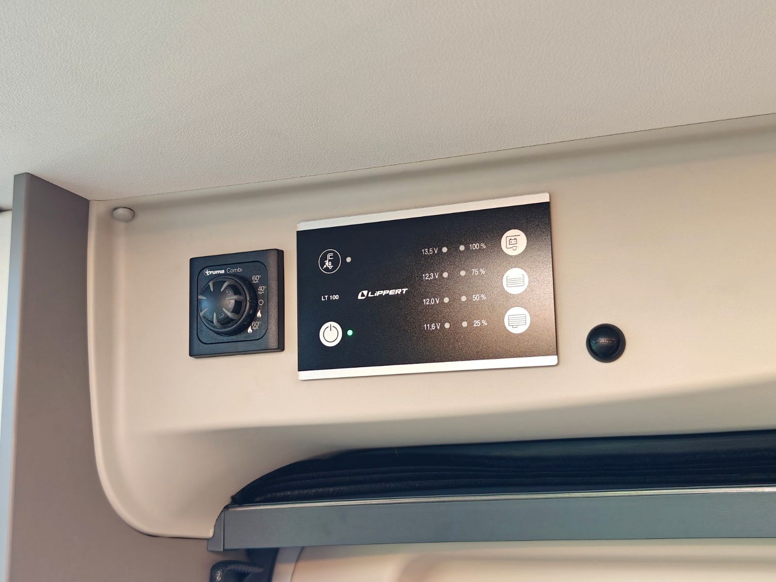 Fahrzeugabbildung LMC Innovan 600 - 603 70 Jahre Modell - SALE! -