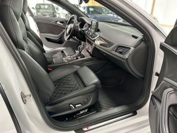 Fahrzeugabbildung Audi S6 4.0 TFSI quattro S BoseSound  GSD Navi LED