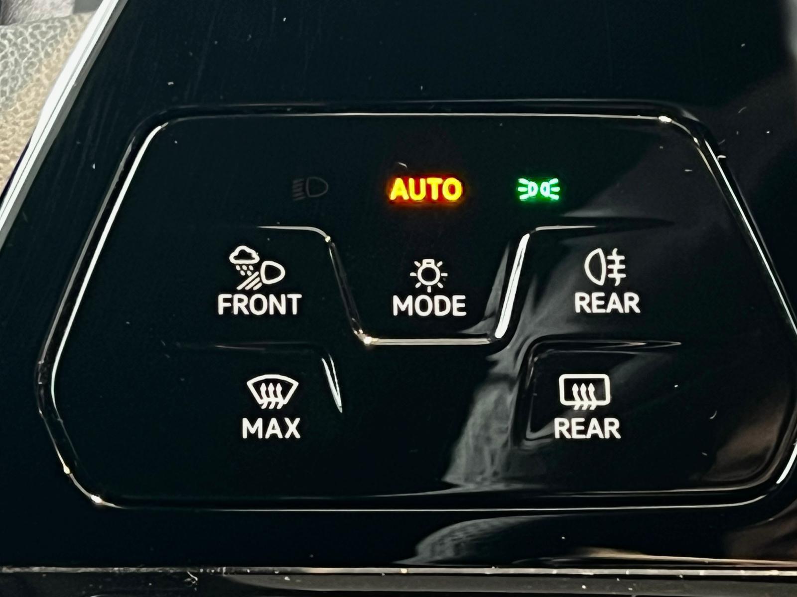 Volkswagen Golf VIII GTI Clubsport 45 2.0 TSI"Matrix/H&K", миниатюра 26