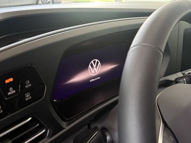 Volkswagen Caddy Maxi eHybrid DSG LIFE LED APP KAMERA 7SITZ