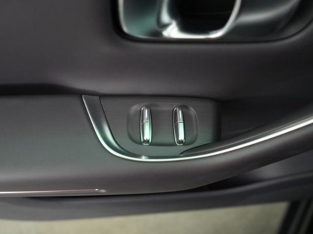 C10 REEV DESIGN 28,4kWh+NAVI+360° KAMERA+LED-SCH