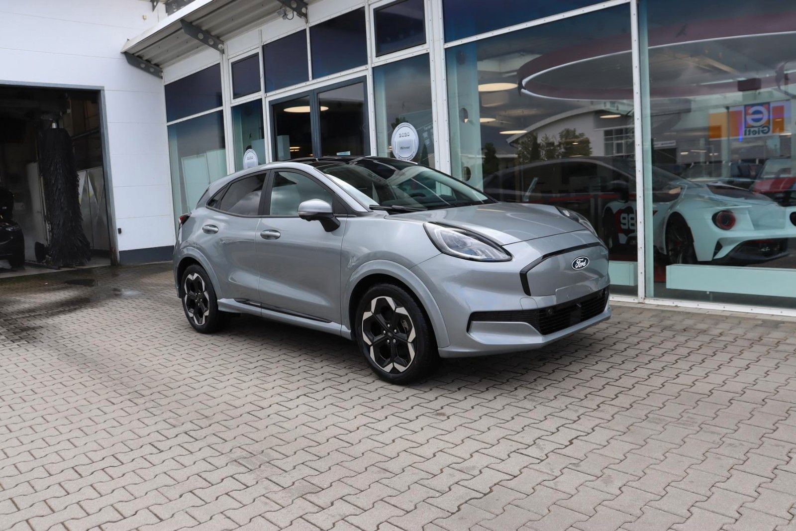 Ford Puma Gen-E PREMIUM 46,8 kWh 0,0% FIN* PANORAMA