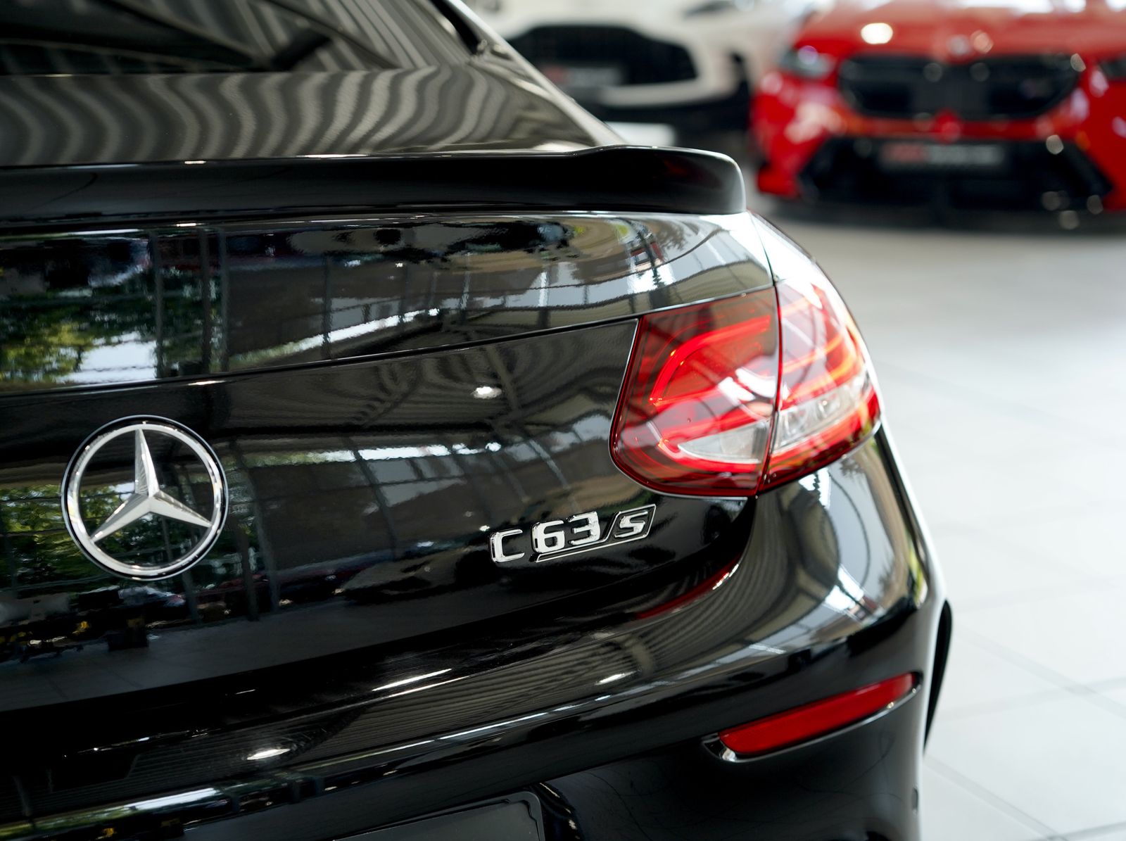 Mercedes Benz C 63 Amg