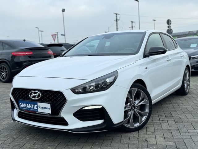 Hyundai i30 Fastback N Line DCT *LED*Navi*Kamera*Assist*