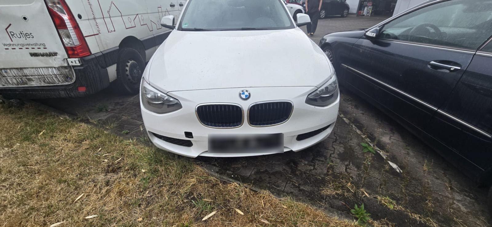 BMW 114, 2014