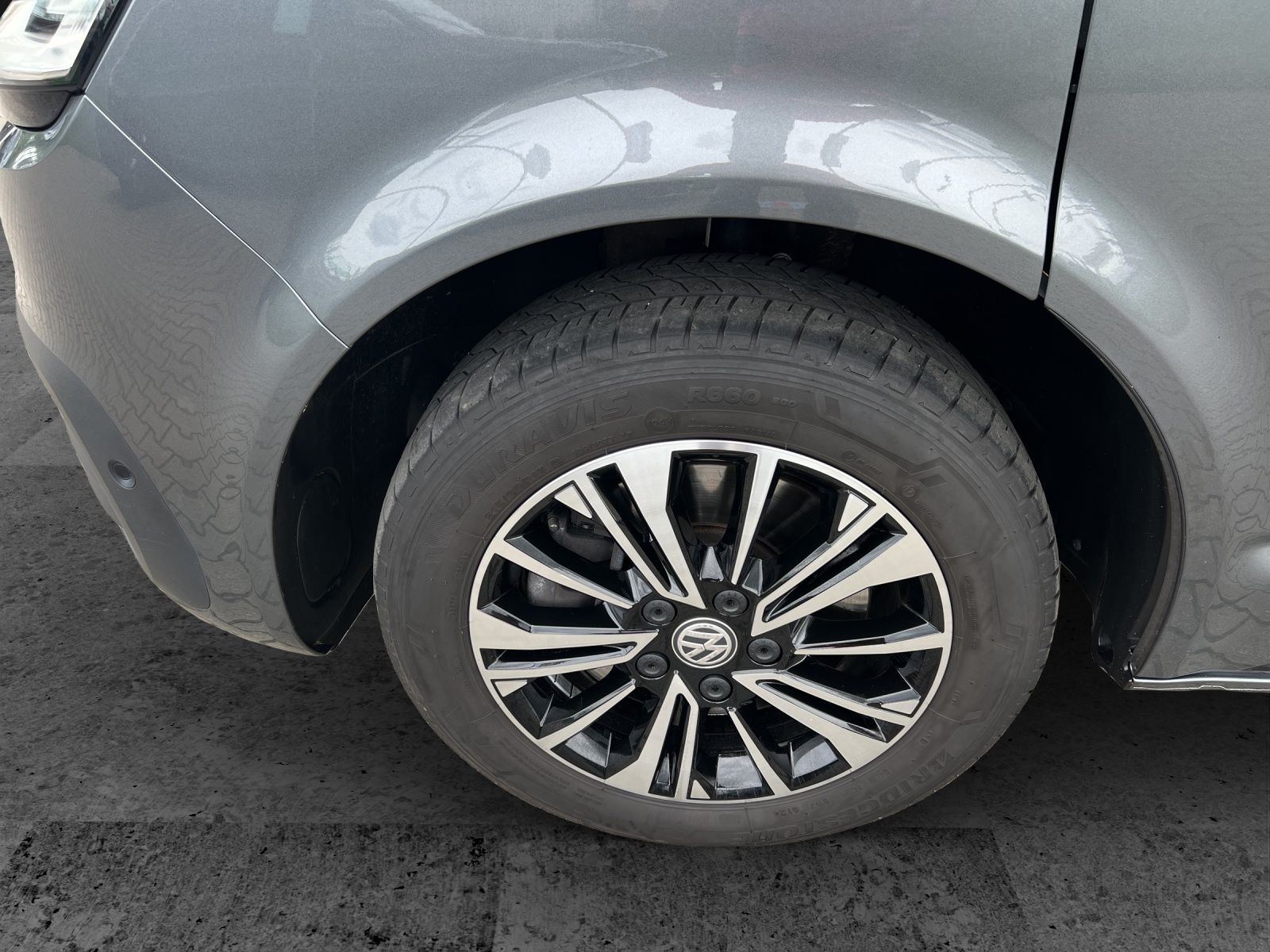 Fahrzeugabbildung Volkswagen T6 California T6.1 TDI Beach Tour Edit. DSG 4- M