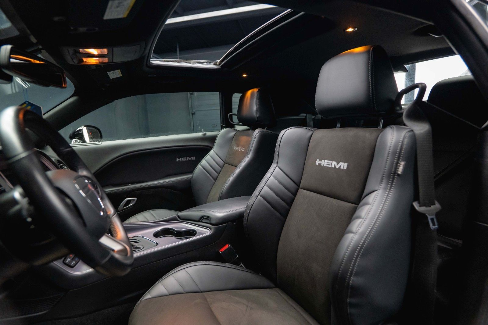 Fahrzeugabbildung Dodge Challenger 5.7 V8 R/T SRT Performance *LED*19%*