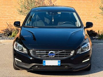 Volvo S60 - 2