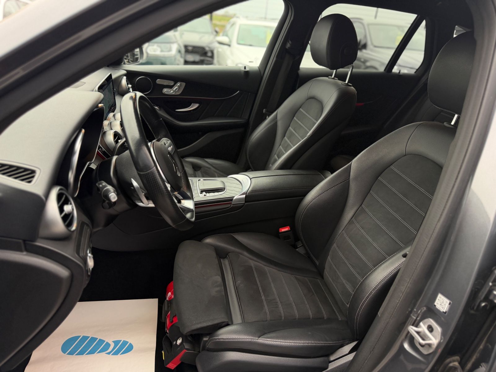 GLC 300 4Matic EQ Autom. LED Leder AMG