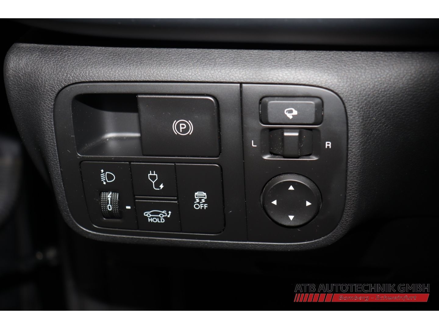 Fahrzeugabbildung Hyundai IONIQ 6 DYNAMIQ 53kWh 97,3% SOH Navi Digitales C
