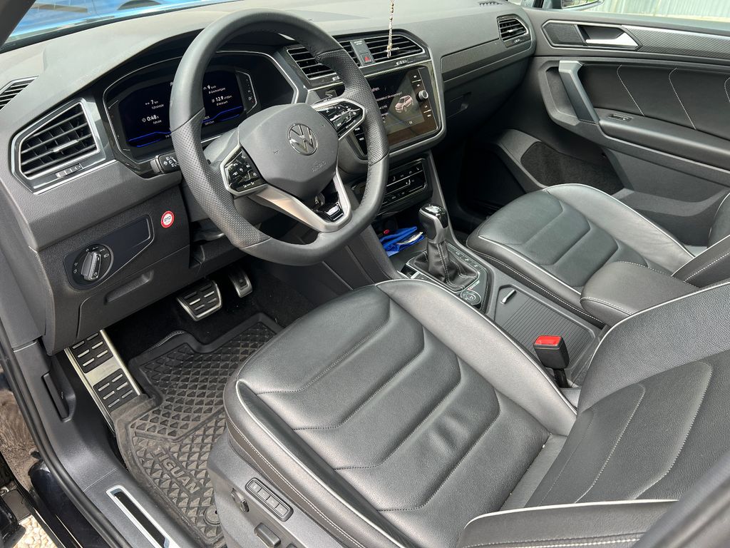 Volkswagen Tiguan 2.0 TDI DSG 4M Black & R-Line PANO LEDER