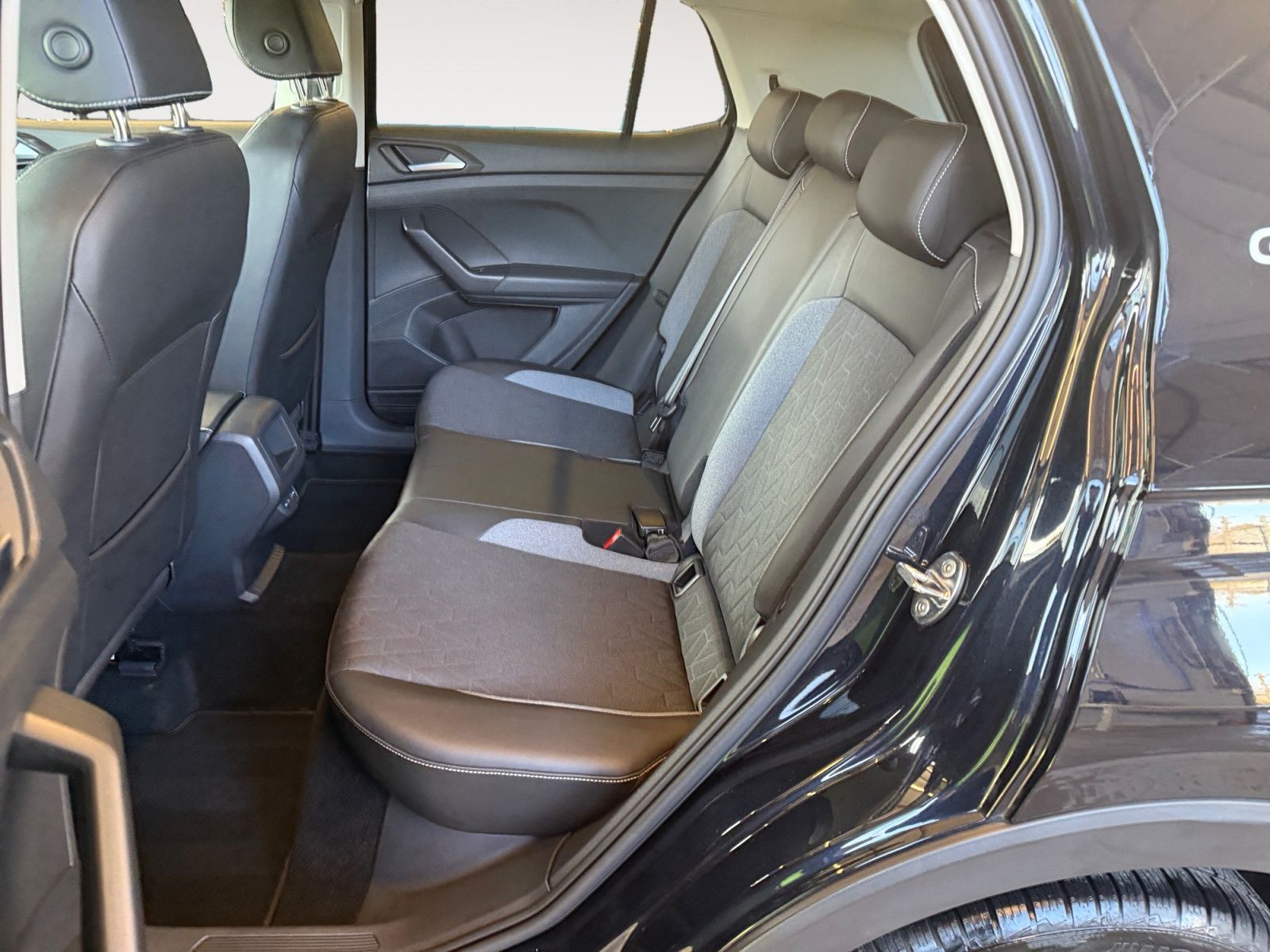 Volkswagen T-Cross - Bild 14