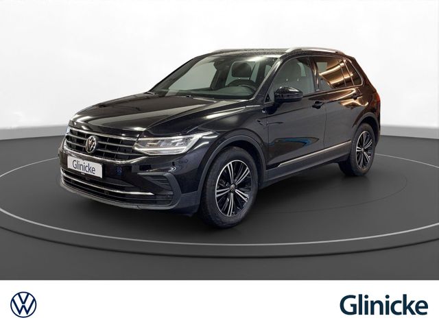 Volkswagen Tiguan 1.5 TSI United LED Navi LM 18" PDC vo+hi