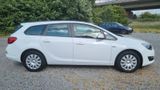 Opel Astra J Sports Tourer Selection - Opel Astra: Selection