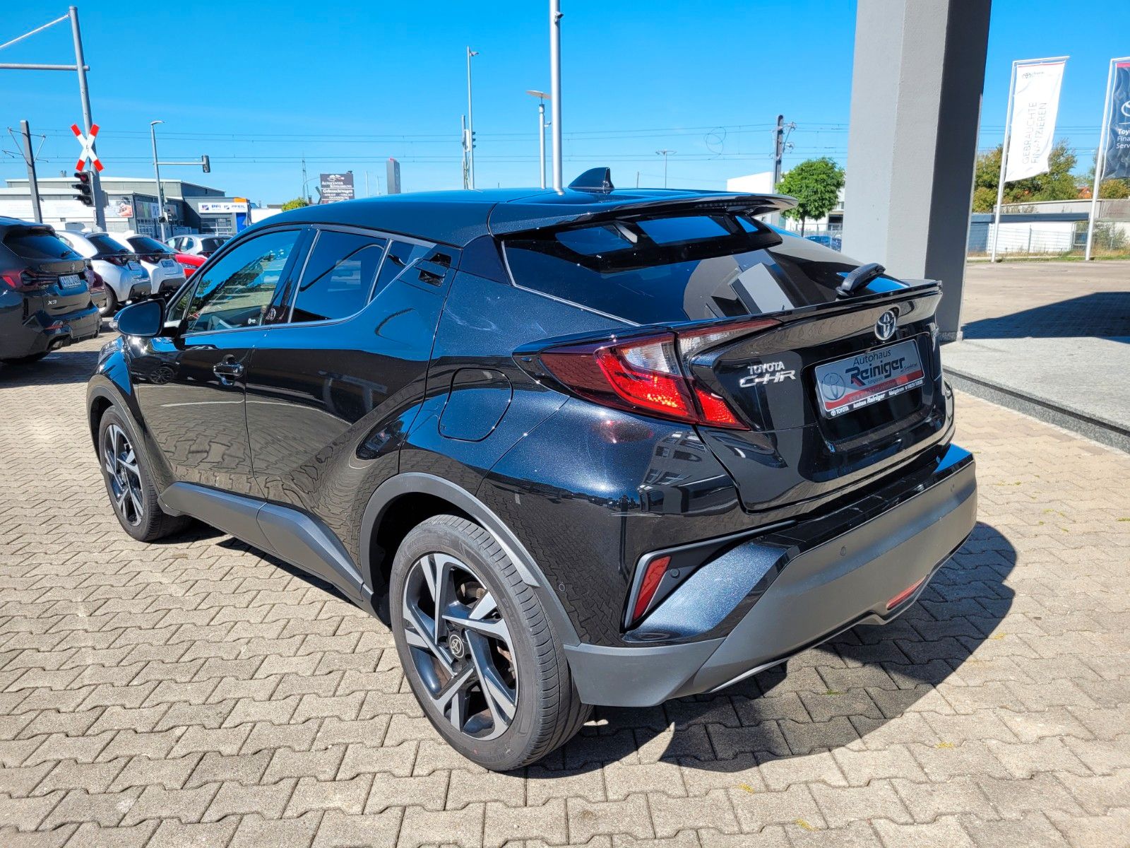 Toyota C-HR 1.8l Team Deutschland *SHZ, PDC v+h, RFK* imagem 3