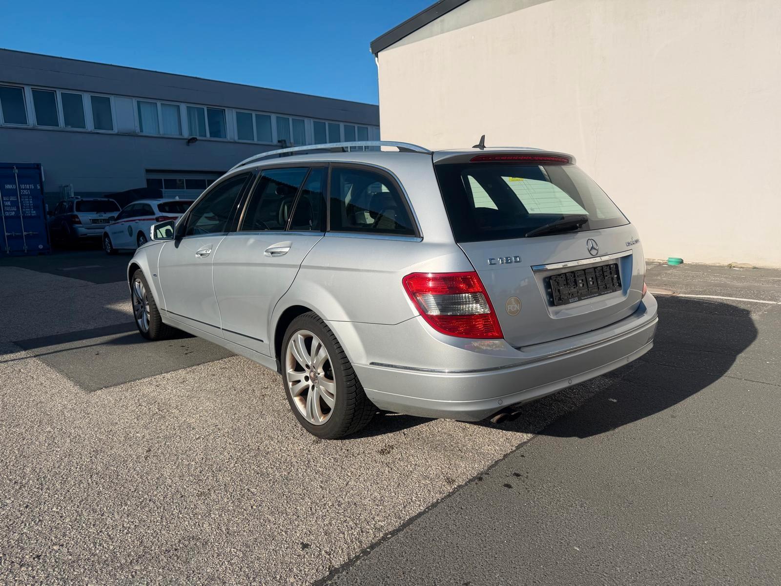 Mercedes-Benz C180 2009 — photo 8