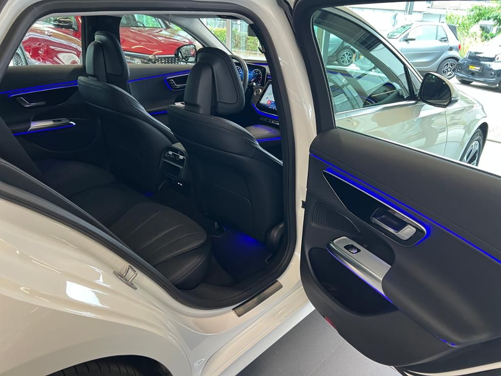 Mercedes-Benz E 220 T d Avantgarde Distronic Kamera AHK 18Zol foto 12