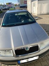 Skoda Octavia 1,6  Schrägheck (1U2) mit TÜV - Skoda Octavia: 1u2