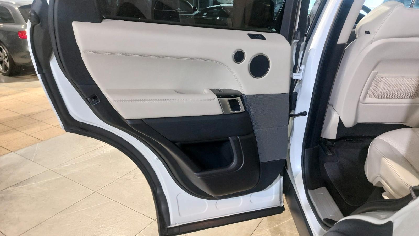 Land Rover Range Rover Sport HSE *7-Sitzer*Panorama*RFK*