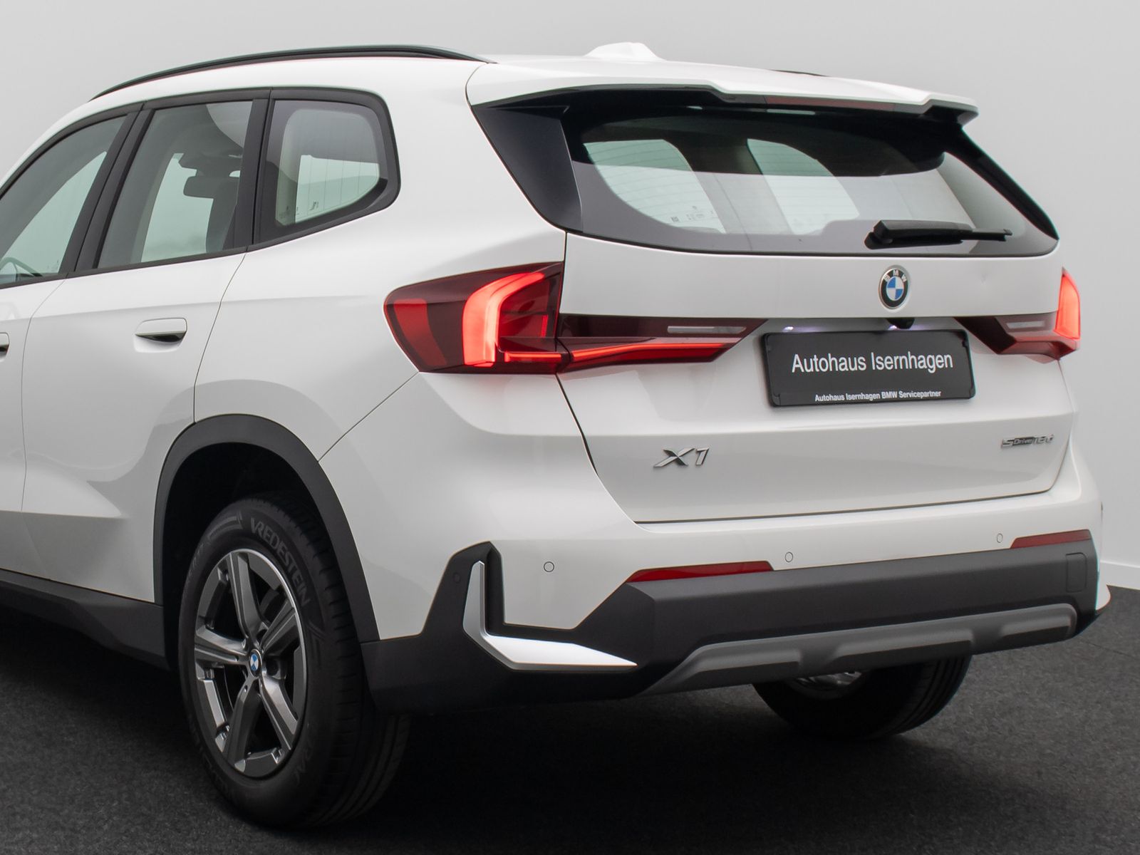 Fahrzeugabbildung BMW X1 sD18d AHK Kamera DAB GeschwindigReg Widscreen