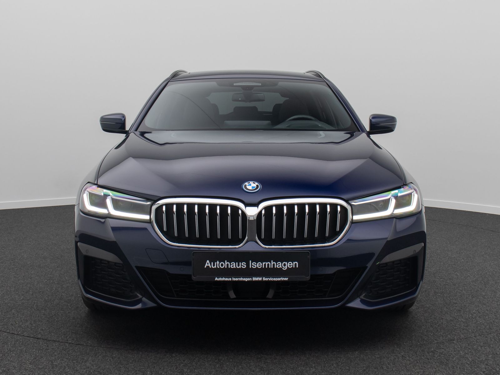 Fahrzeugabbildung BMW 530e xD M Sport Laser DAB H/K HUD AHK Panorama