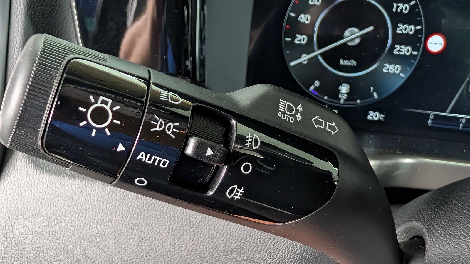 Fahrzeugabbildung Kia Sorento 2.2 CRDi * Leder * LED * Navi Spirit 4WD