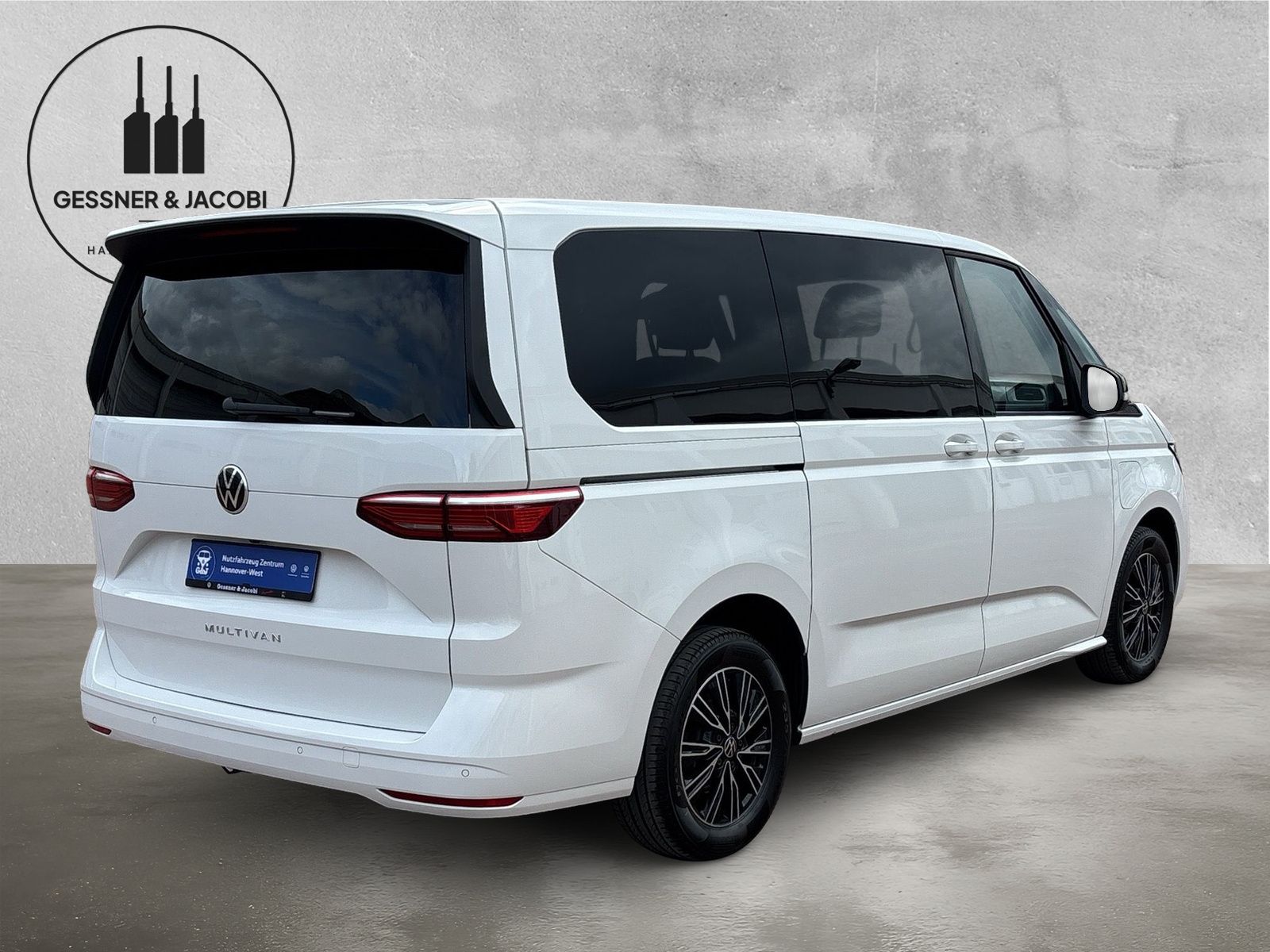 Fahrzeugabbildung Volkswagen Multivan 1.4 TSI eHybrid LR DSG AHK RFK App-Conn