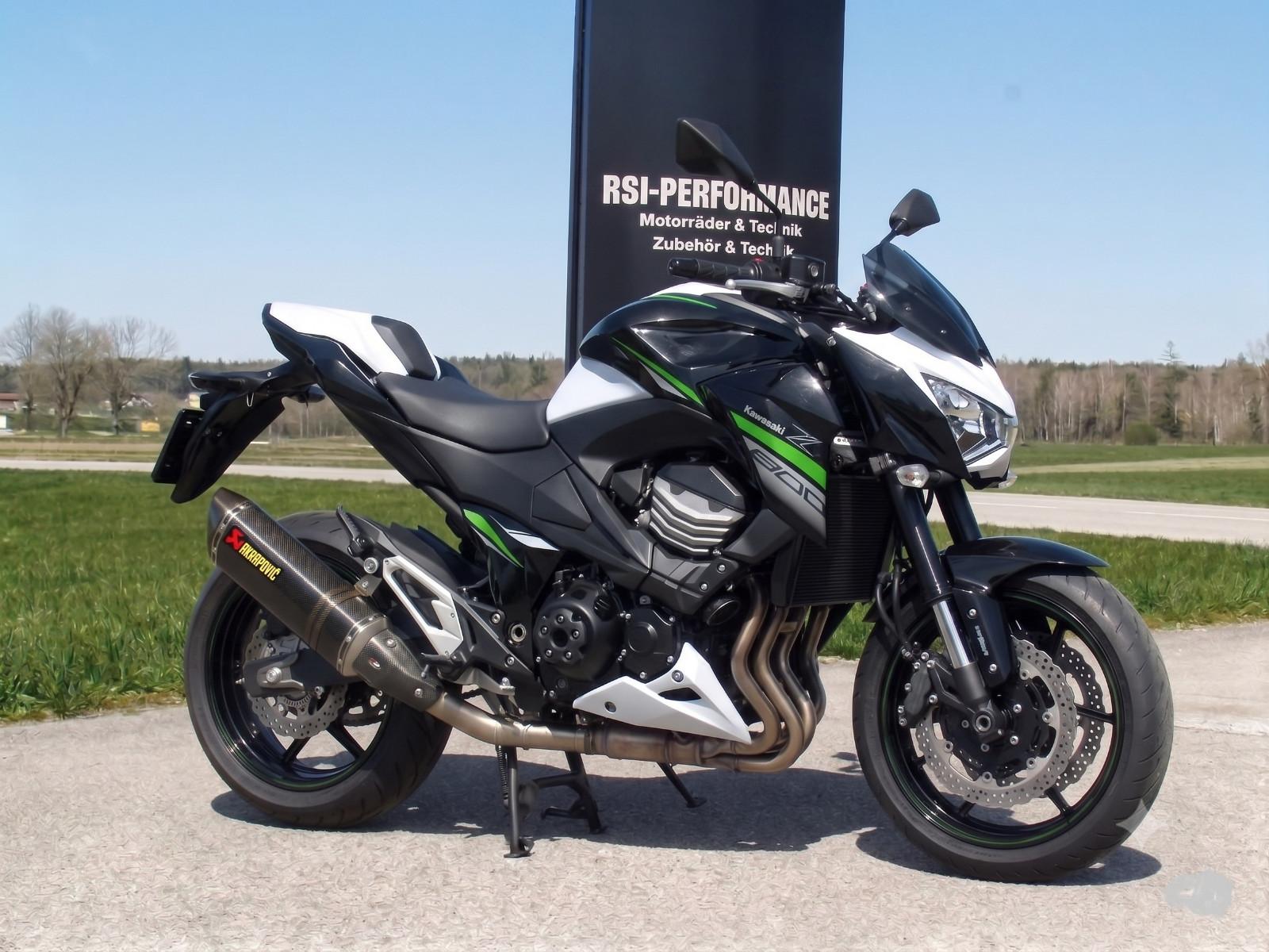 Kawasaki Z800e 1 Hand  Akrapovic /Umbau 35KW/48PS möglich