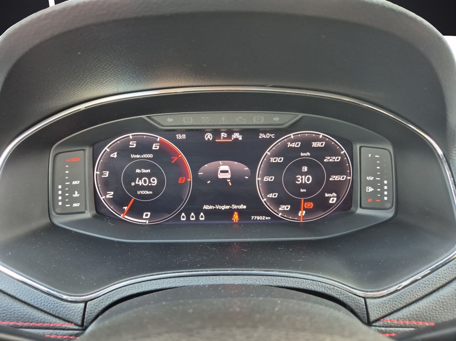 Fahrzeugabbildung SEAT Ibiza TSI FR-Line Beats LED Navi AID ACC RFK SH