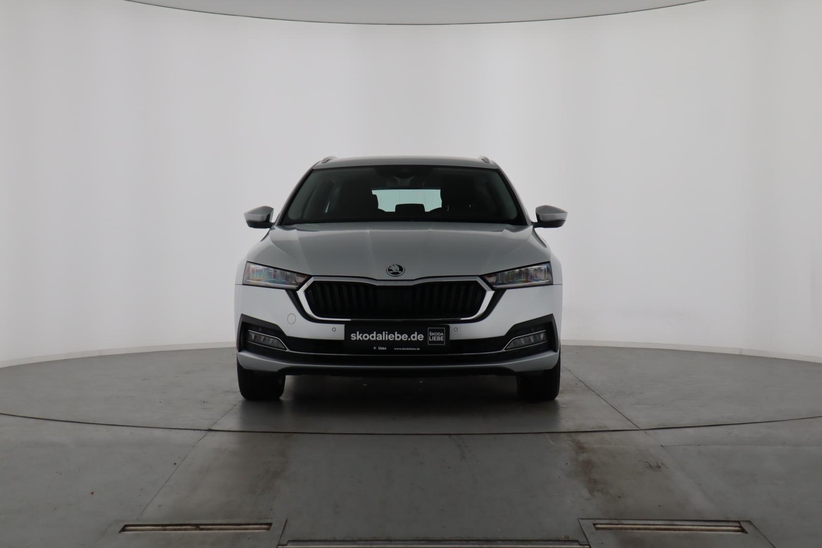 Skoda OCTAVIA COMBI FIRST 2.0TDI DSG ANHÄNGERKUPPLUNG