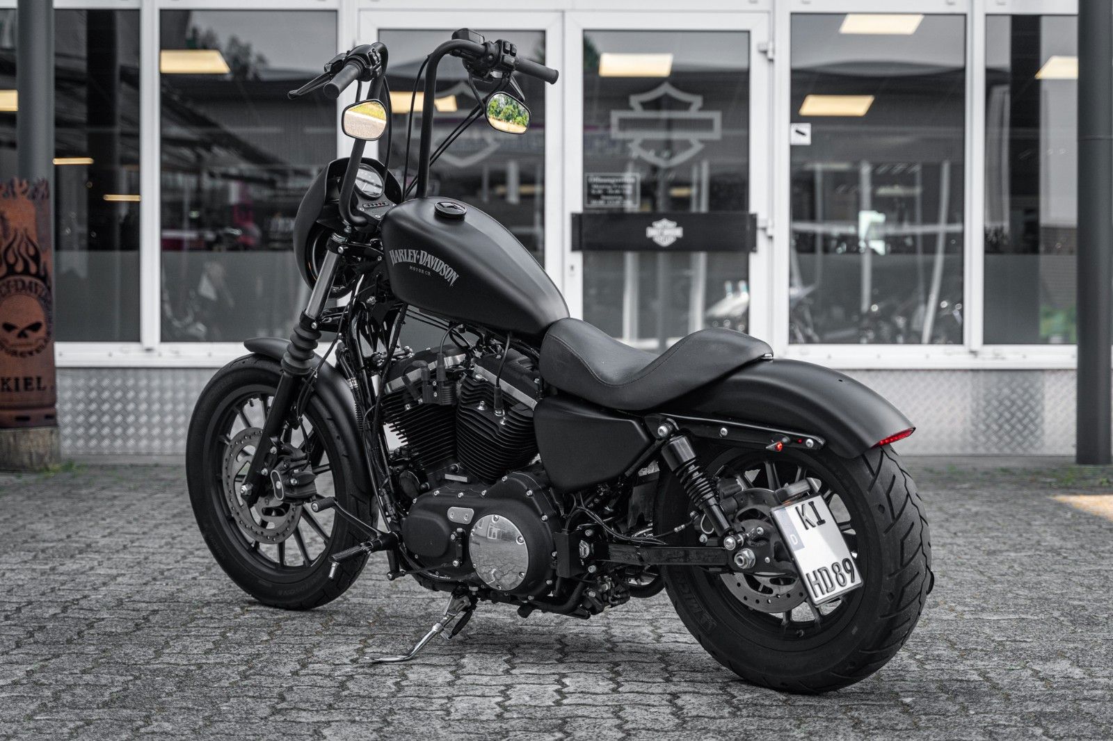 Fahrzeugabbildung Harley-Davidson XL883N IRON SPORTSTER - APE-Lenker