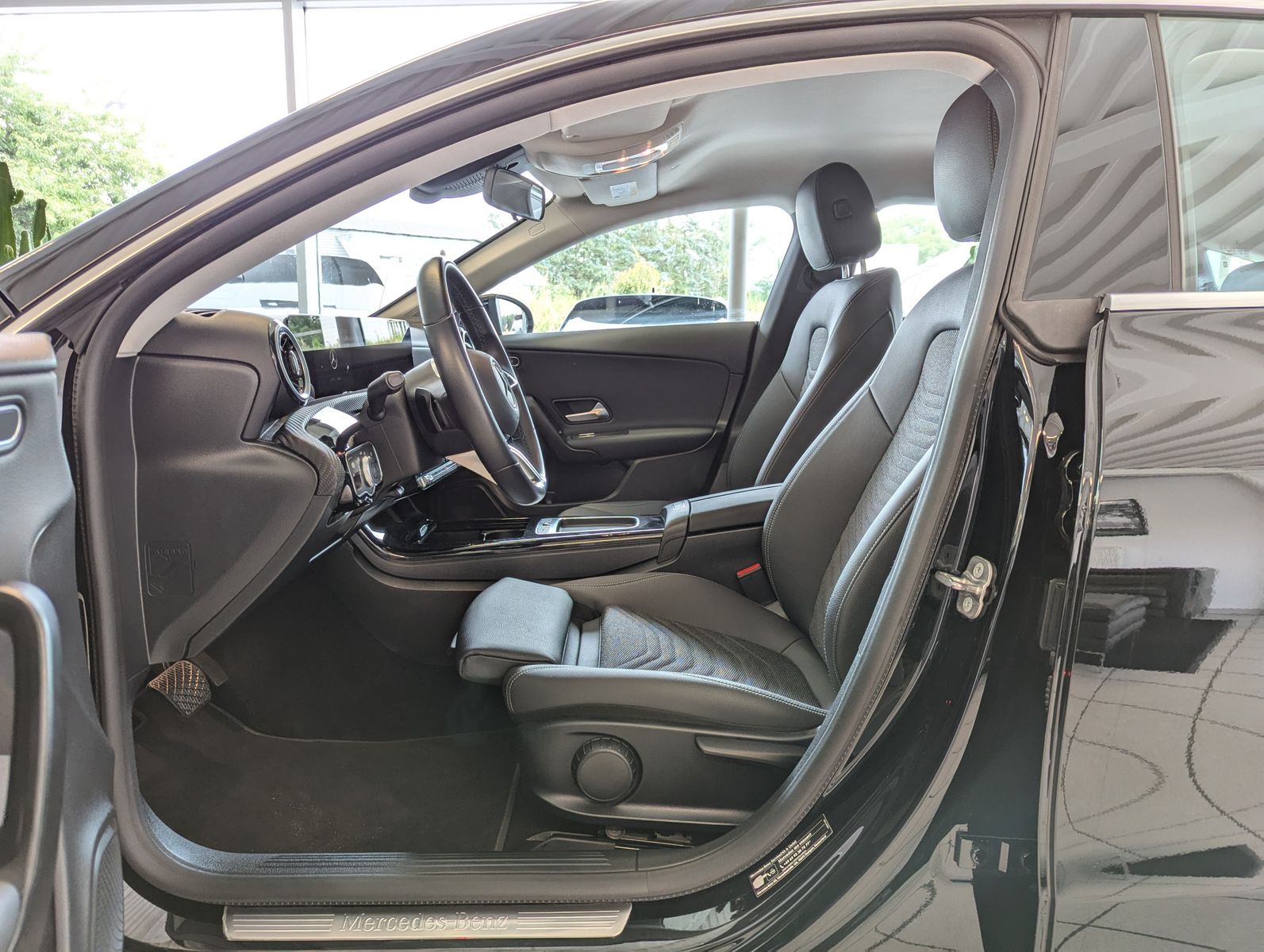 MERCEDES-BENZ CLA 200 Shooting Brake Sitz-Komfort MBUX LED Cam - Image 12