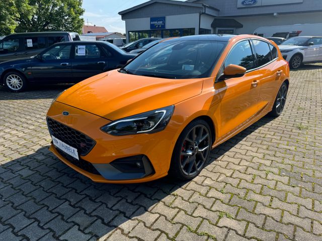 Ford Focus ST Performance Head-Up, B&O, 8-fach Alu