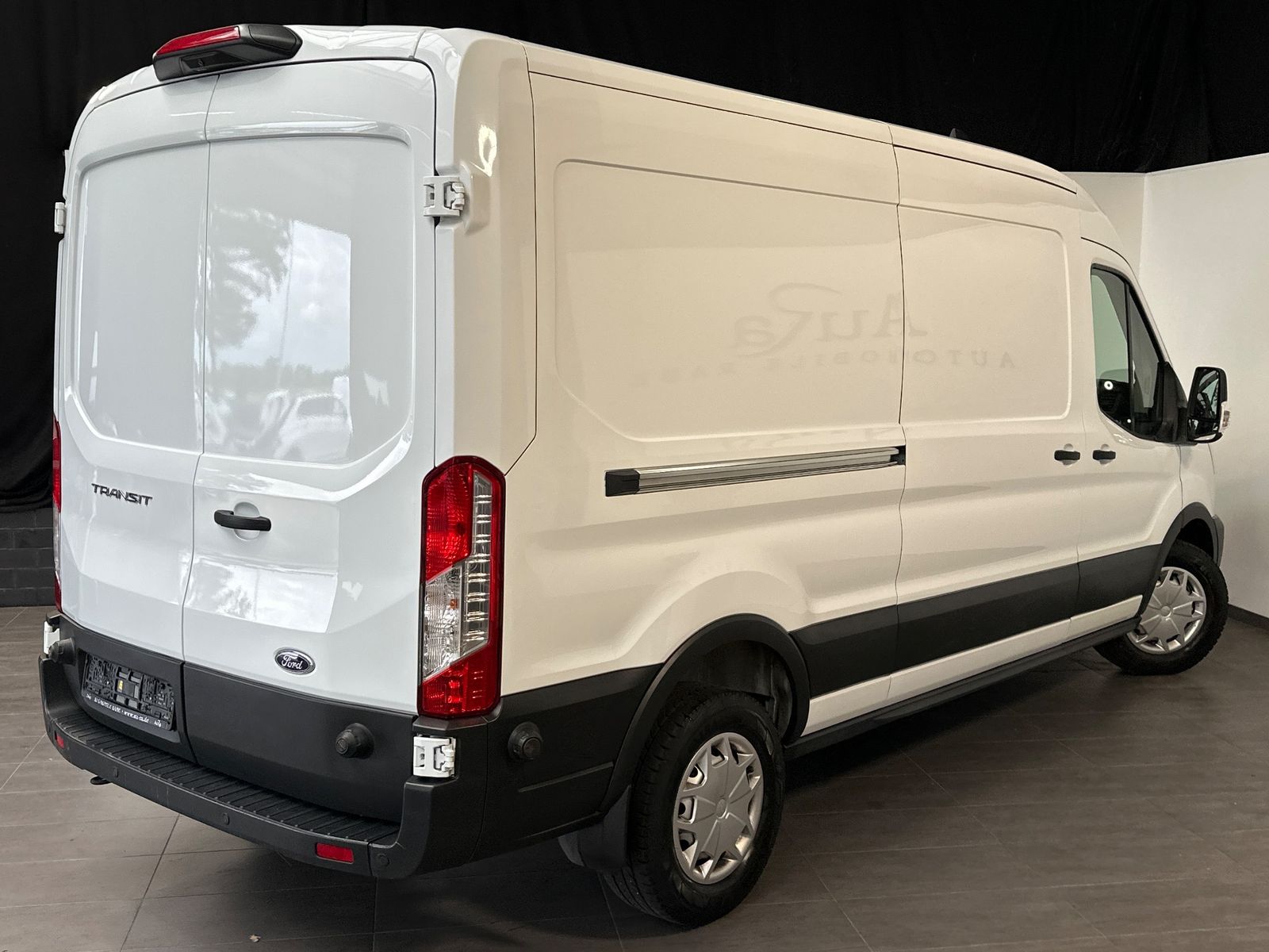 Fahrzeugabbildung Ford Transit FT 350 L3H2 KLIMA+PDC+SHZ+TEMPOMAT+1HD