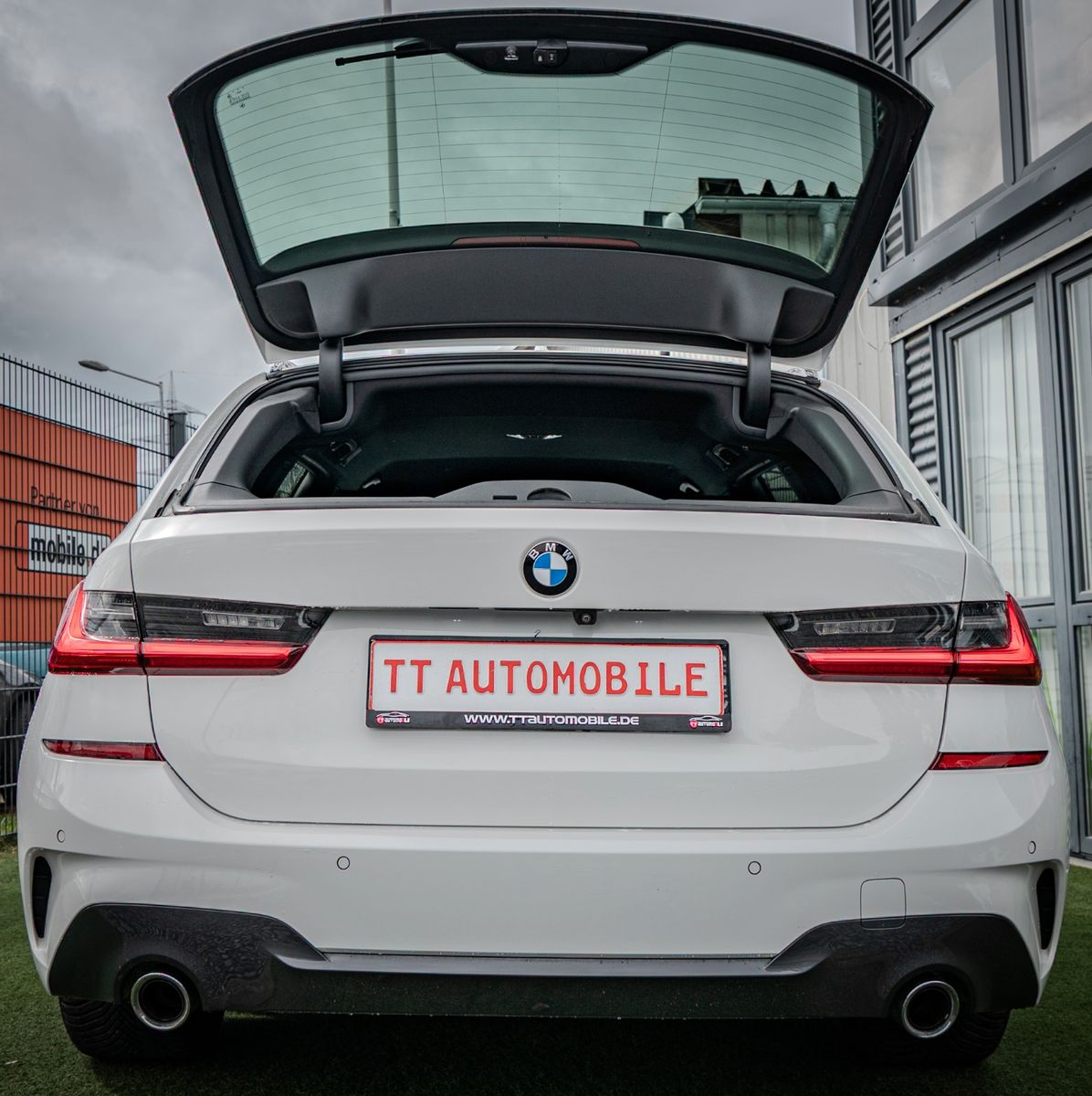BMW 318i Touring M-Sport SERVICE-GARANTIE|SPUR|ACC foto 7