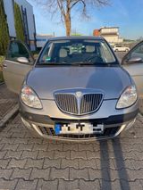 Lancia Ypsilon 1.4 16v Argento DFN Argento - Lancia Ypsilon: Argento