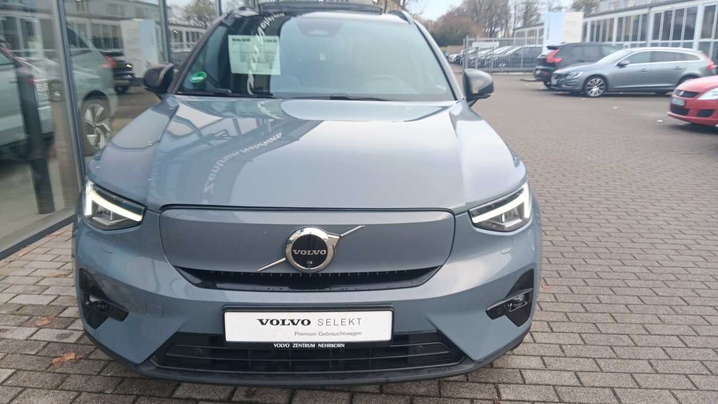 Fahrzeugabbildung Volvo XC40 Recharge Twin Motor Ultimate AWD