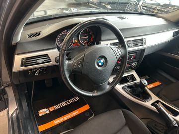 MYAUTOCENTER – Gebraucht- und Jahreswagen mit Werkstattservice in Pfaffenhofen BMW 318 *Klima*TÜV1027*KLIMA*PDC*