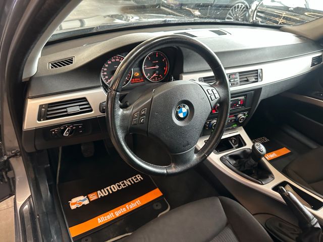 MYAUTOCENTER – Gebraucht- und Jahreswagen mit Werkstattservice in Pfaffenhofen BMW 318 *Klima*TÜV1027*KLIMA*PDC*