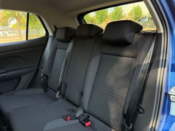 Volkswagen T-Cross - 12