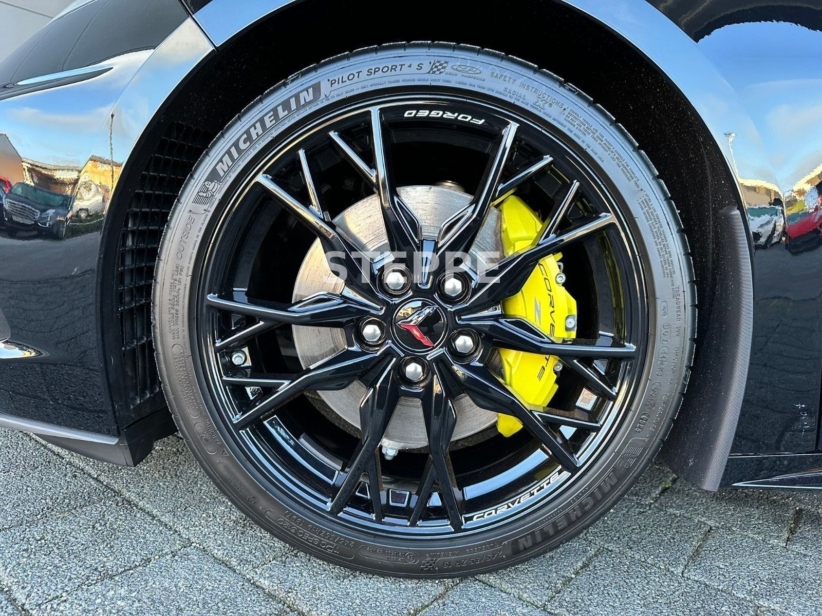 Corvette C8 Stingray Coupe 6,2 V8 3LT Europamodell