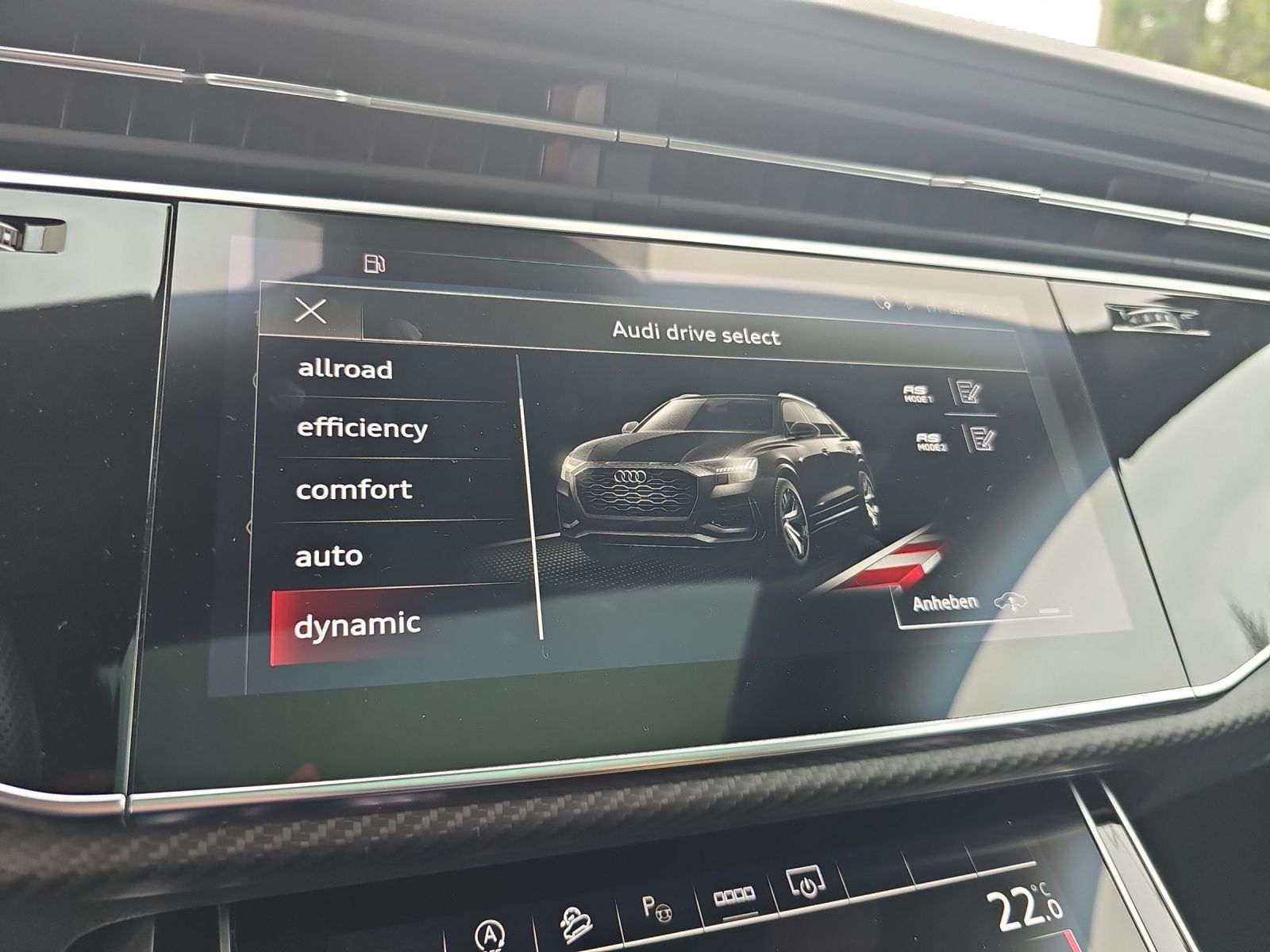 Fahrzeugabbildung Audi RS Q8 SPORT Vmax 280 23"+MATRIX +PANO+KERAMIK