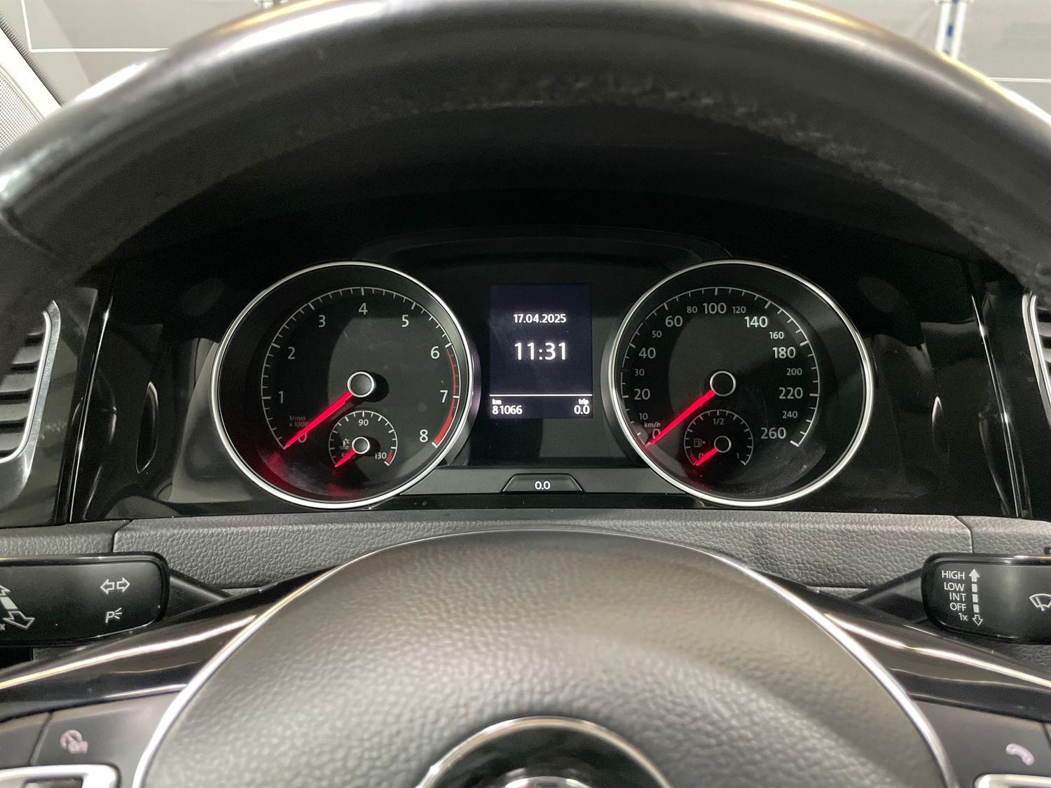 Fahrzeugabbildung Volkswagen Golf 1.5 TSI Sound #ACC#Navi#Carplay#PDC