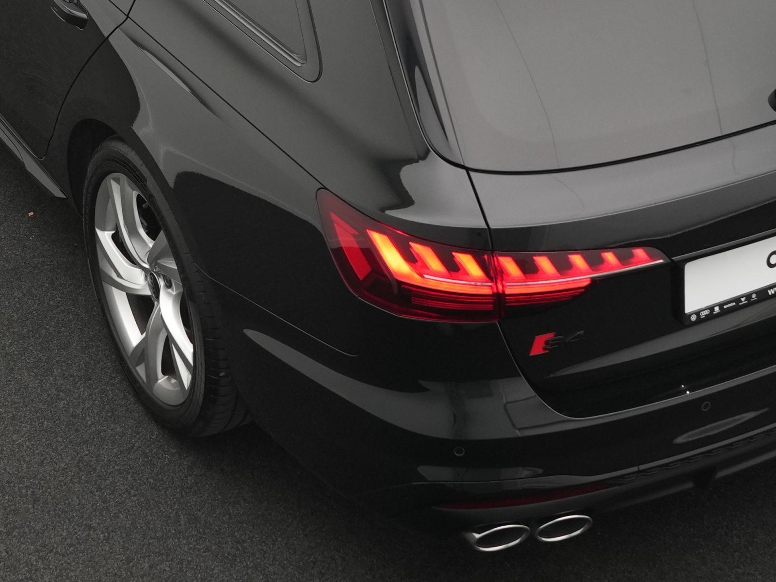 Audi S4 - Bild 14