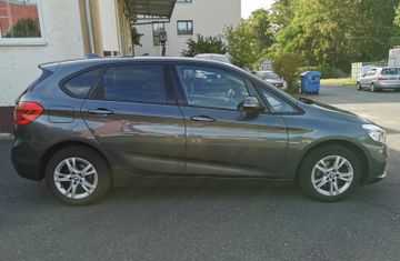 BMW 216 - 4