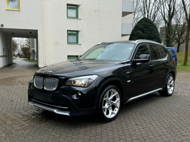 BMW X1 xDrive23d  Allrad Automatik Panorama Bi-Xenon